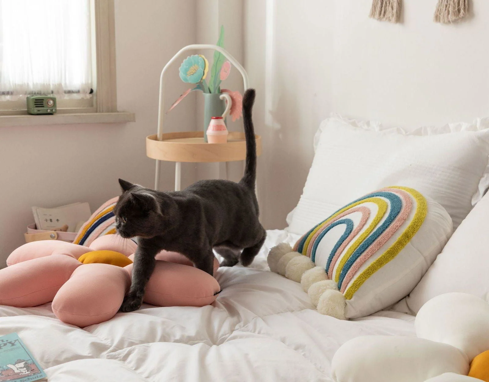 Daisy Flower Decorative Cute Cushion Pillow -  - #tag1#