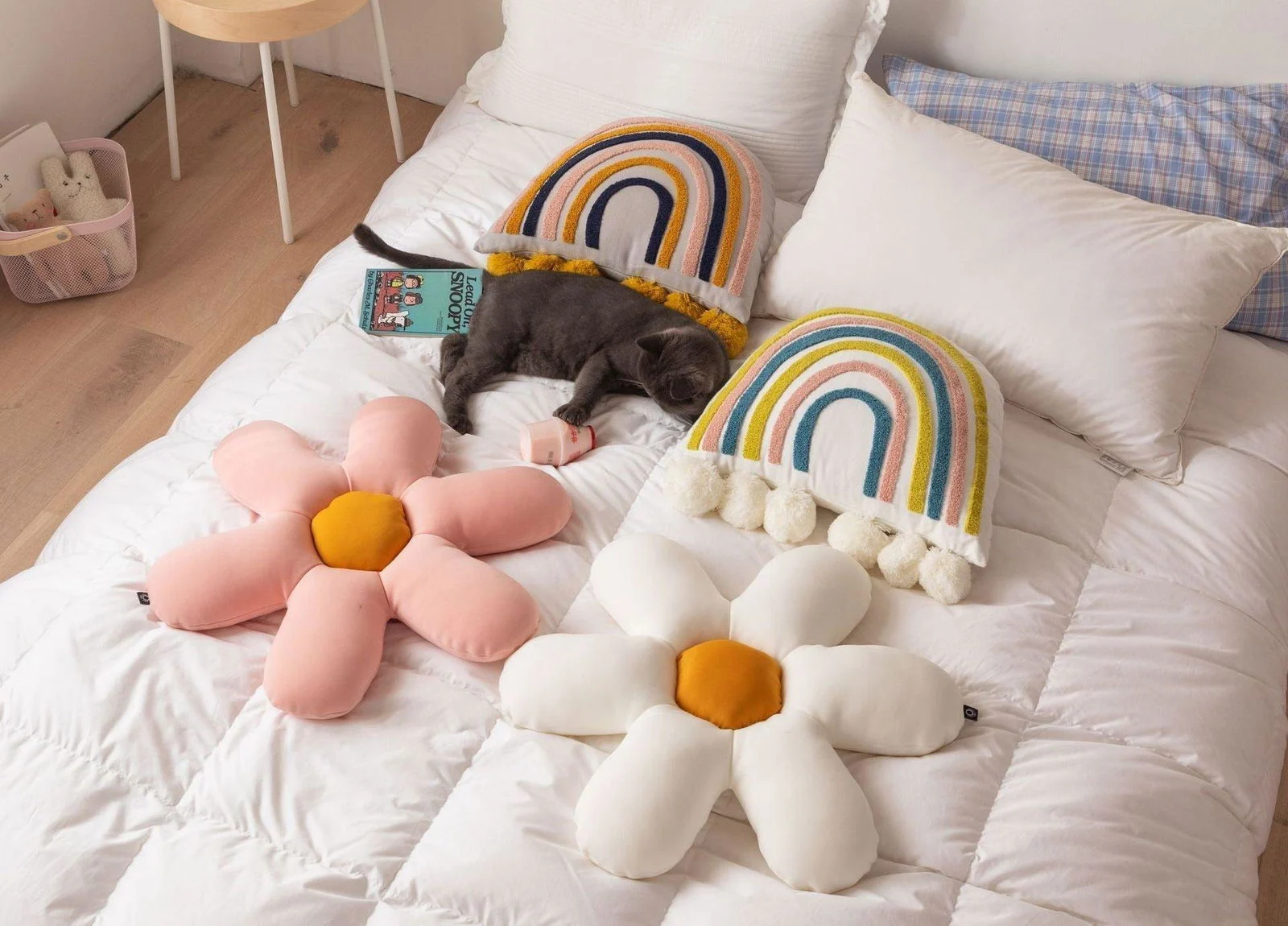 Daisy Flower Decorative Cute Cushion Pillow -  - #tag1#