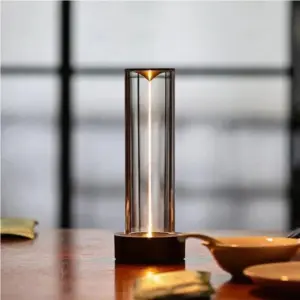 Desk lamp - Wireless Design - Touch Dimmable - Rechargeable - Mood lamp