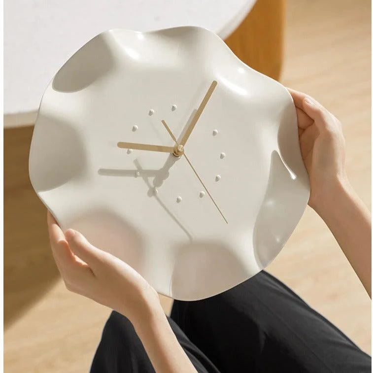 Distorted Creative Wall Clock for Living Room -