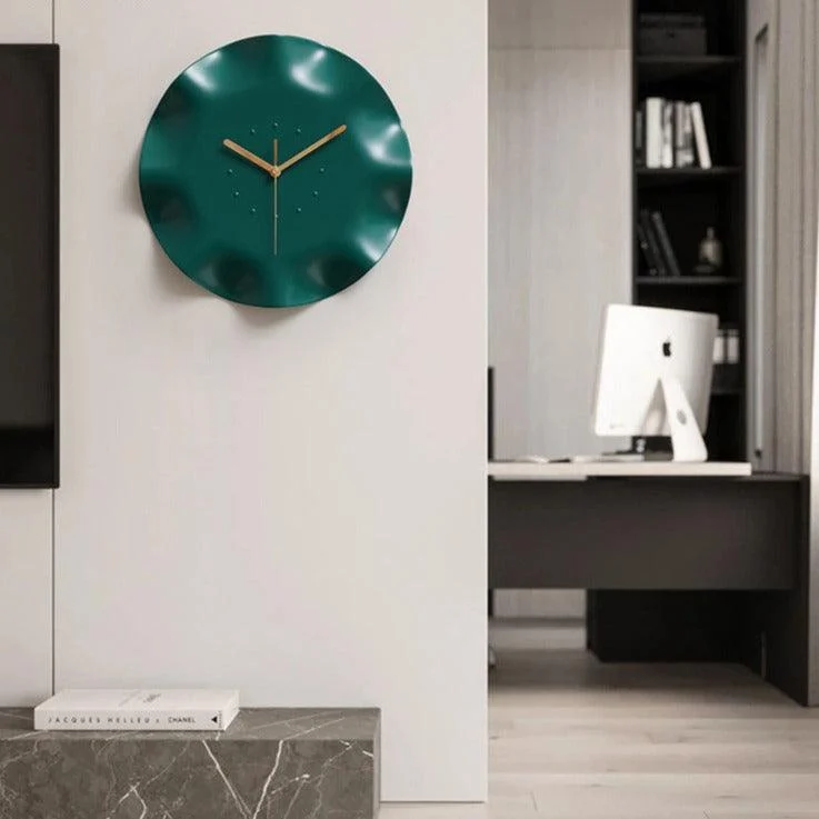Distorted Creative Wall Clock for Living Room -