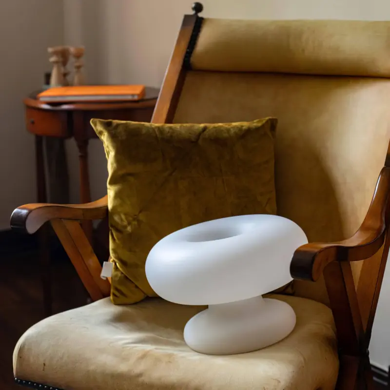 Donut Table Lamp 1 7b0942a3 4636 4bbb b8de 4ad5b84db3d7