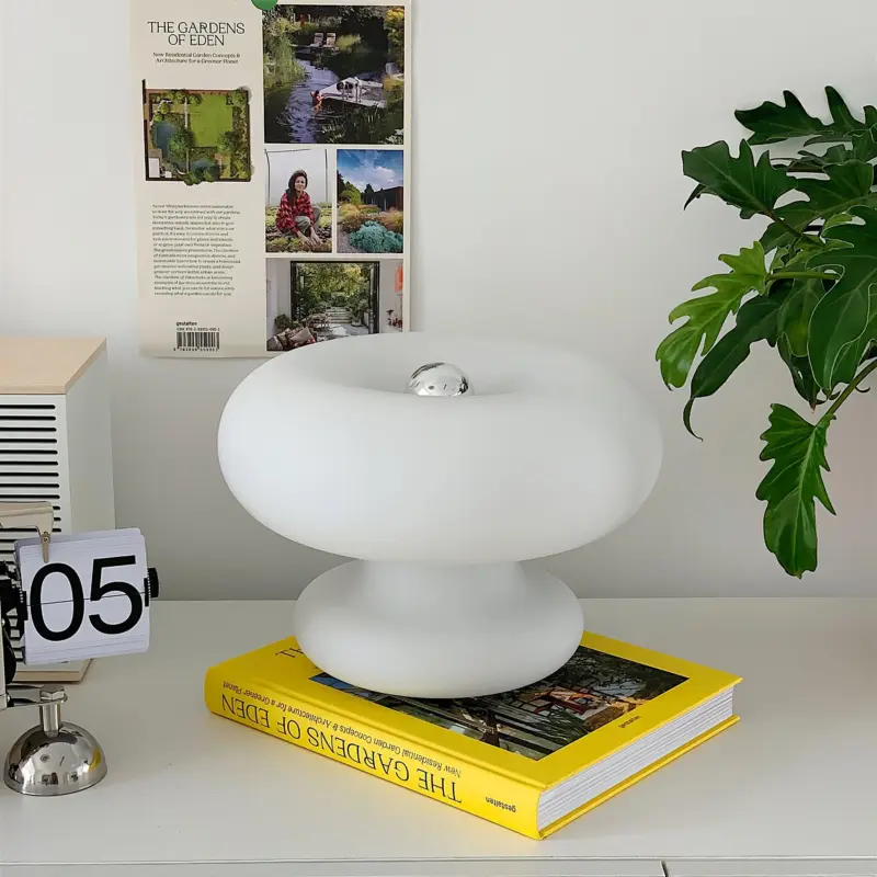 Donut Table Lamp 20 f24780d2 7780 4ff5 9f13 629ea525b982