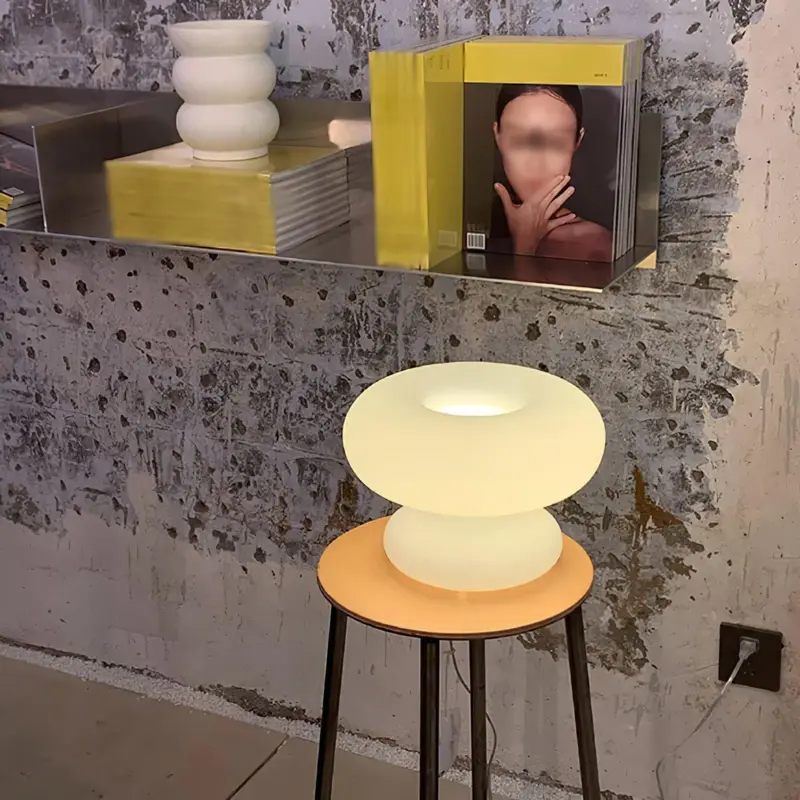 Donut Table Lamp 4 48cf40b1 5e00 4f14 85c2 c538870deab1