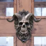 Door_knocker_-_Horned_Skull_-_Gothic_Design_-_Creepy_and_Atmospheric_-_-_tag1_-4201893 Door knocker Horned Skull Gothic Design Creepy and Atmospheric tag1