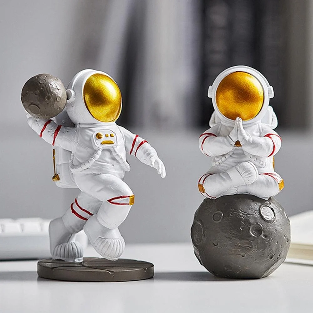 Dunk/Yoga Astronaut Figurine -  - #tag1#