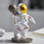 Dunk-Yoga_Astronaut_Figurine_-_-_tag1_-4197026 Dunk Yoga Astronaut Figurine tag1
