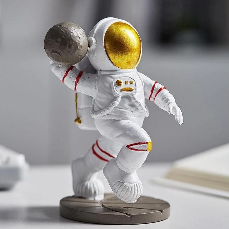 Dunk/Yoga Astronaut Figurine -  - #tag1#
