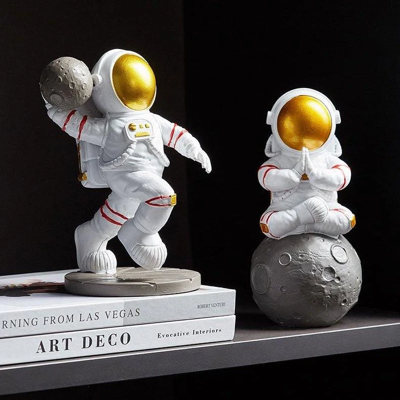 Dunk/Yoga Astronaut Figurine -  - #tag1#