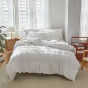 Duvet - Embroidered Striped - Duvet cover