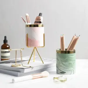 Easel Pod