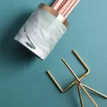 Easel Pod tag1