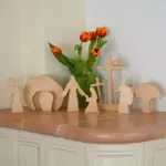 Easter Scene Wooden Decoration tag1