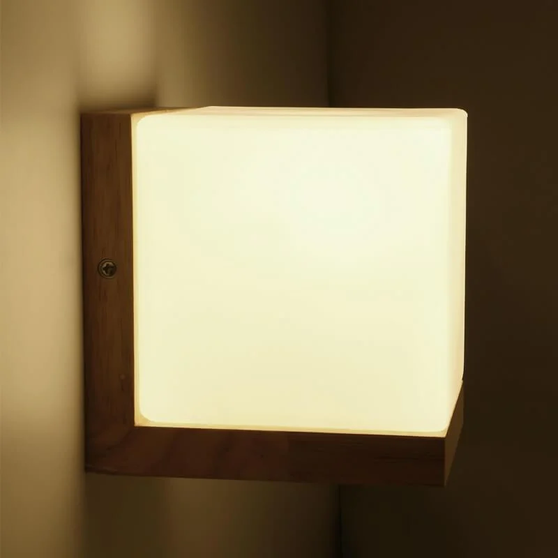 EcoShine - Modern wooden wall lamp with cube-shaped base -  - #tag1#