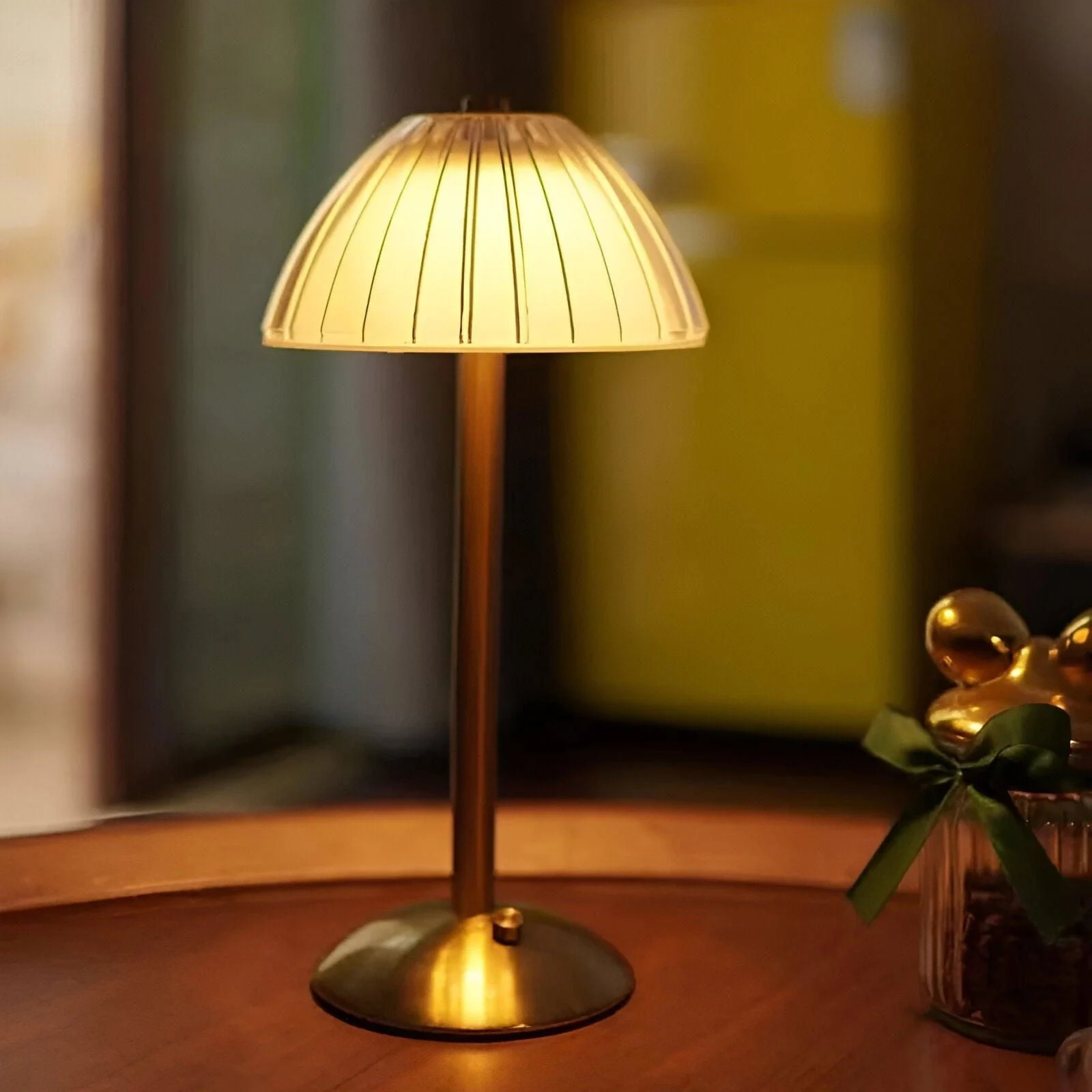 EleGlow - Vintage-Inspired Wireless Table Lamp -  - #tag1#