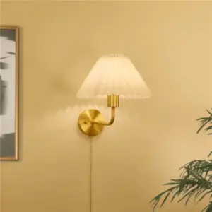 EleganceGlow - Origami Wall Lamp