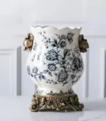 Elegant Blue White Porcelain Vase with Crackle Glaze 21 cm tag1