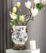 Elegant Blue White Porcelain Vase with Crackle Glaze 21 cm tag1