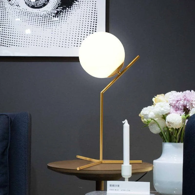 Elegant Minimalist Ball Lamp - Perfect for Enhancing Your Space -