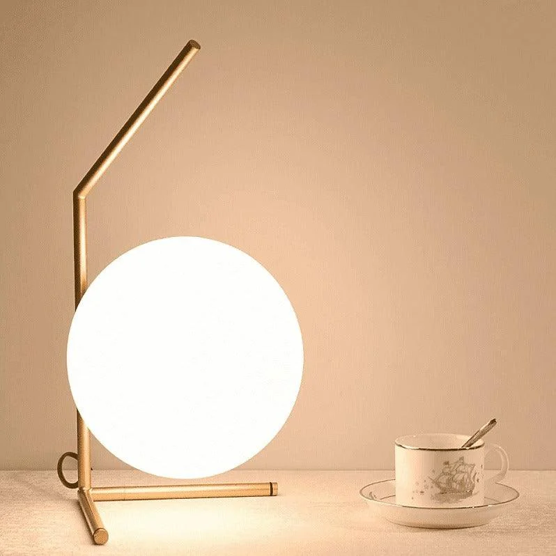 Elegant Minimalist Ball Lamp - Perfect for Enhancing Your Space -