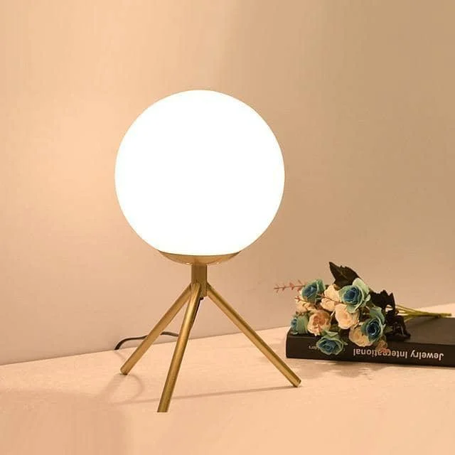 Elegant Minimalist Ball Lamp - Perfect for Enhancing Your Space -