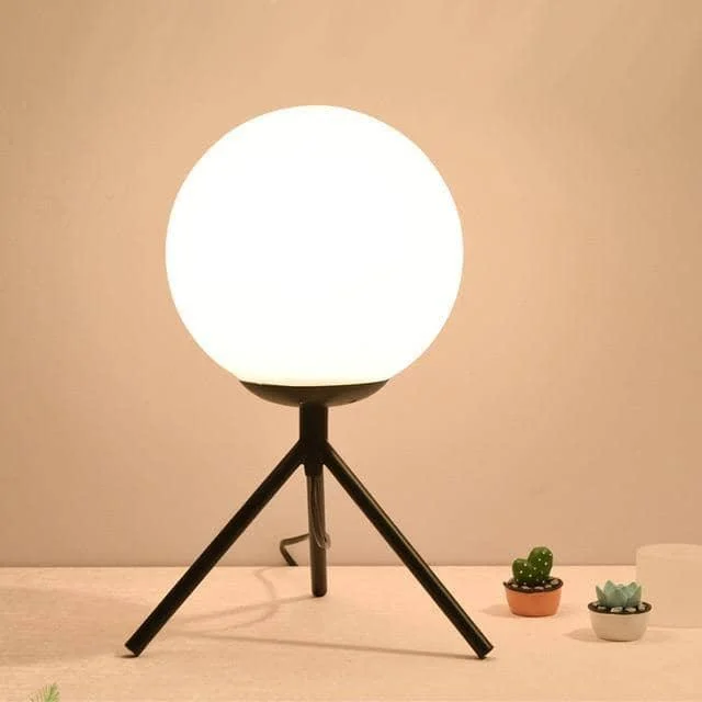 Elegant Minimalist Ball Lamp - Perfect for Enhancing Your Space -