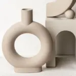 Elegant Round Vase Helios tag1