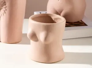 Eleri Vases