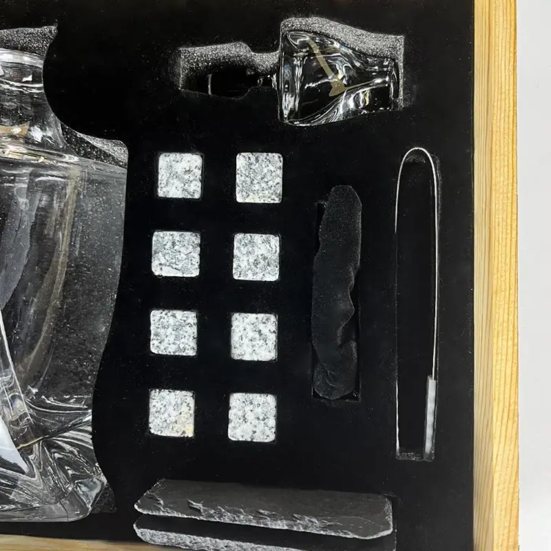 Elite Whiskey Decanter Set Luxury Carafe and Glasses with Whiskey Stones tag1