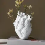 Elvase_-_Heart-shaped_Ceramic_Vase_-_-_tag1_-4214713 Elvase Heart shaped Ceramic Vase tag1