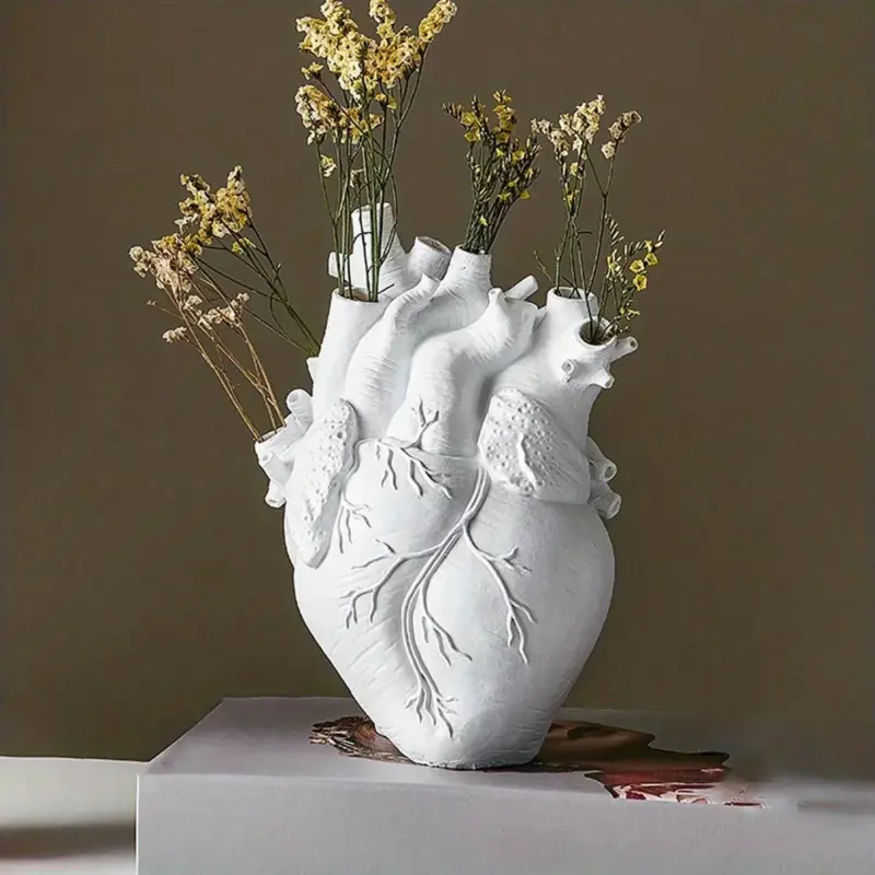 Elvase Heart shaped Ceramic Vase tag1
