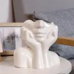 Empress Vase tag1