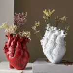 Eric heart vase in different colors tag1