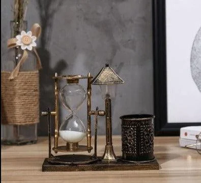European Retro Hourglass Night Light Sandy Sculptures and Statues -