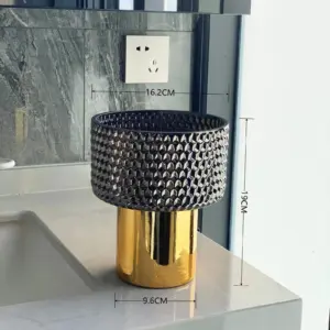 Evelinaha Vase