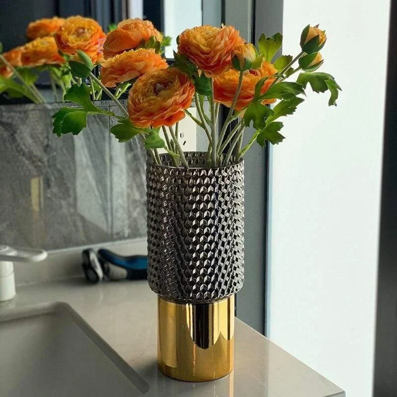 Evelinaha Vase -