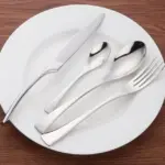Exquisite Stainless Steel Cutlery Set tag1
