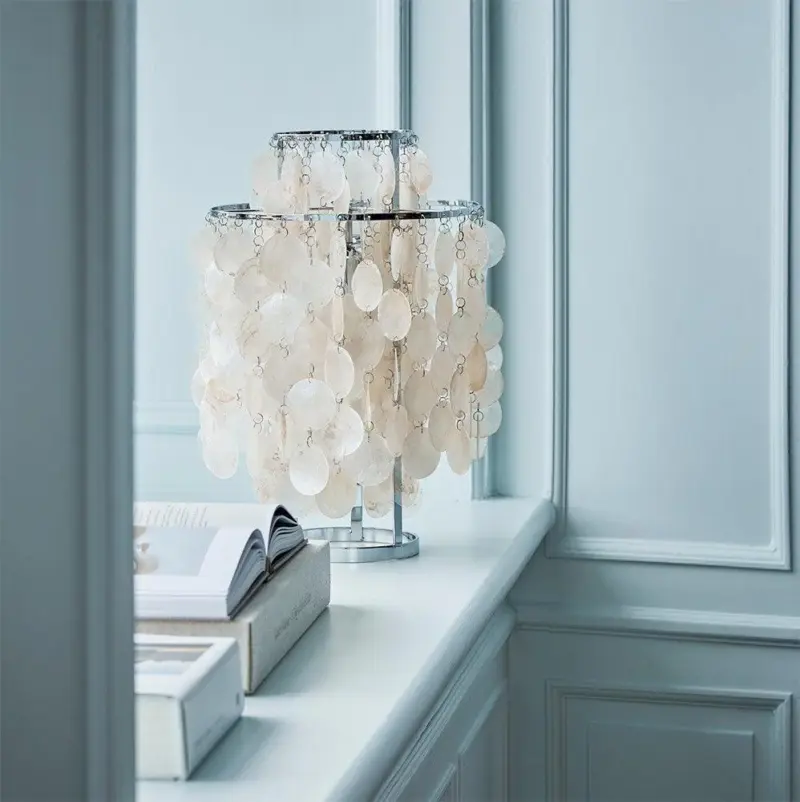 FUN Shell Table Lamp