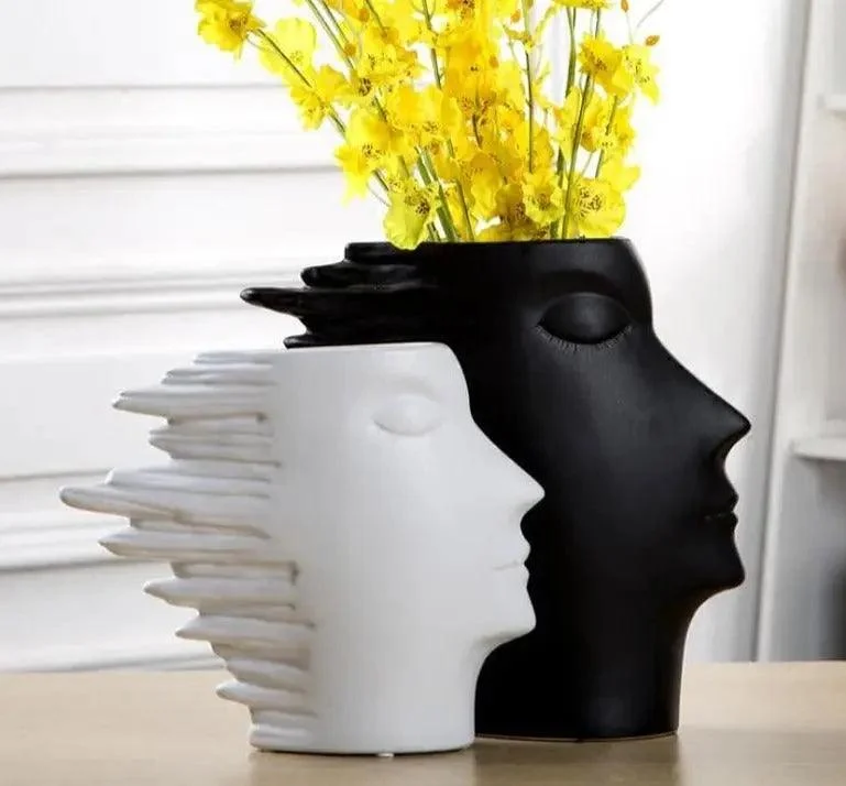 Face Vase -