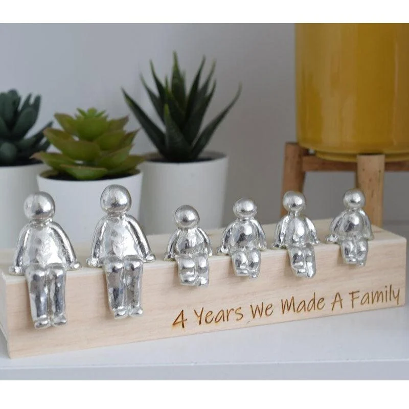 Family Member Figurines -  - #tag1#