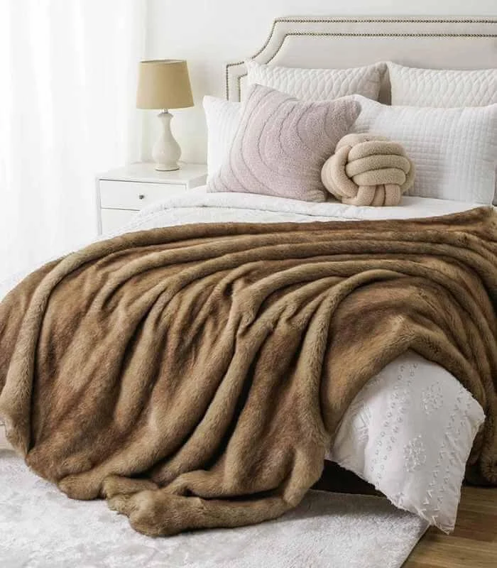 Faux Fur Blanket Light Brown Caramel -  - #tag1#