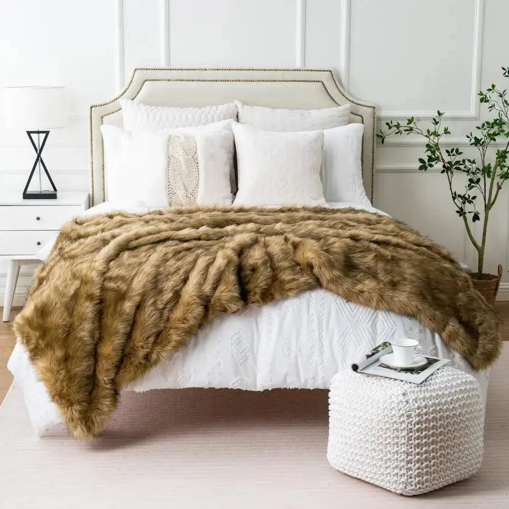 Faux Fur Ombre Throw -  - #tag1#