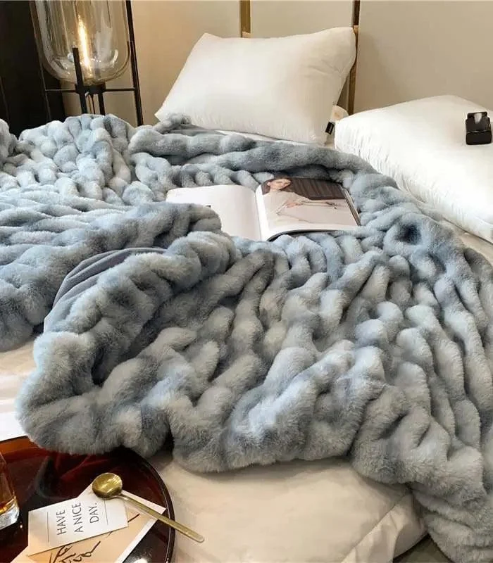 Faux Fur Throw Blanket Decorative Large Blue -  - #tag1#