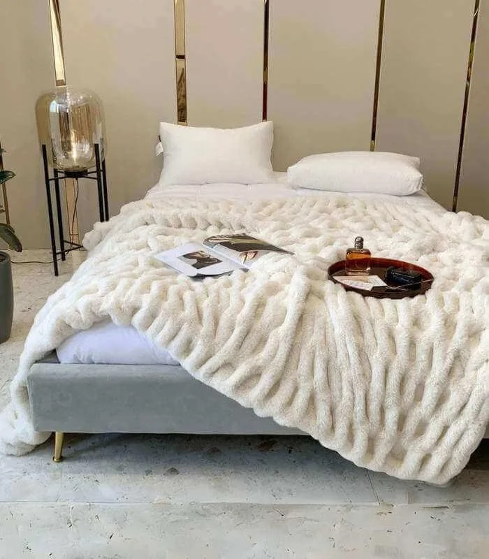 Faux Fur Throw Blanket Decorative Large White -  - #tag1#