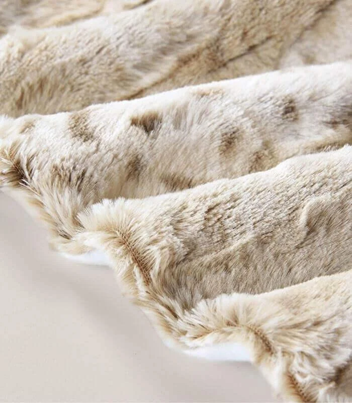 Faux Fur Throw Blanket Leopard Print Soft Beige -  - #tag1#