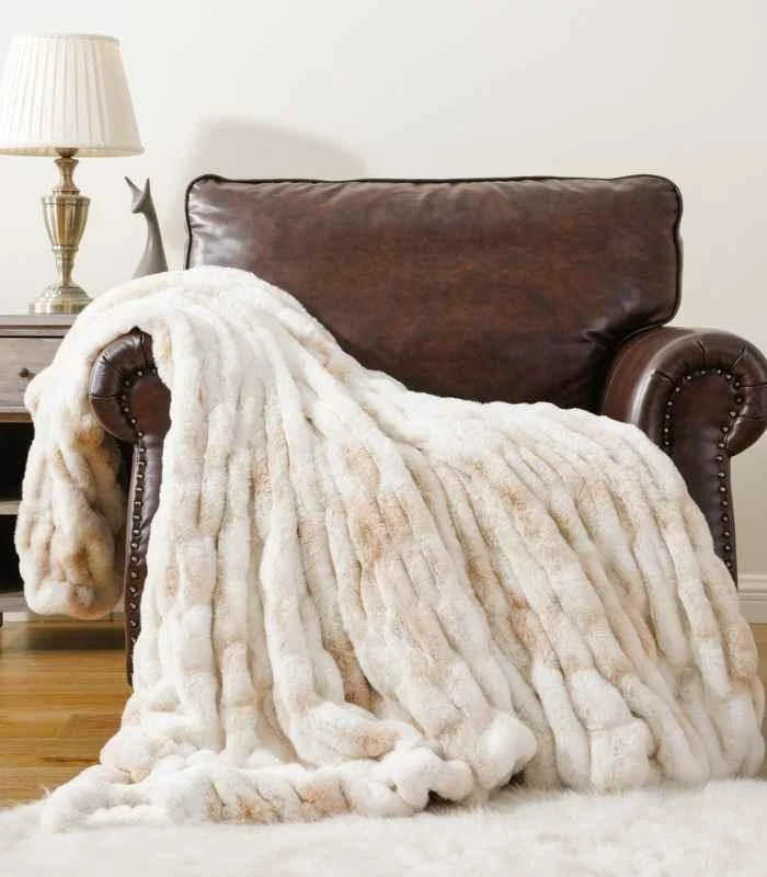 Faux Fur Throw Blanket Luxe Beige Plush and Thick (2 kg) -  - #tag1#