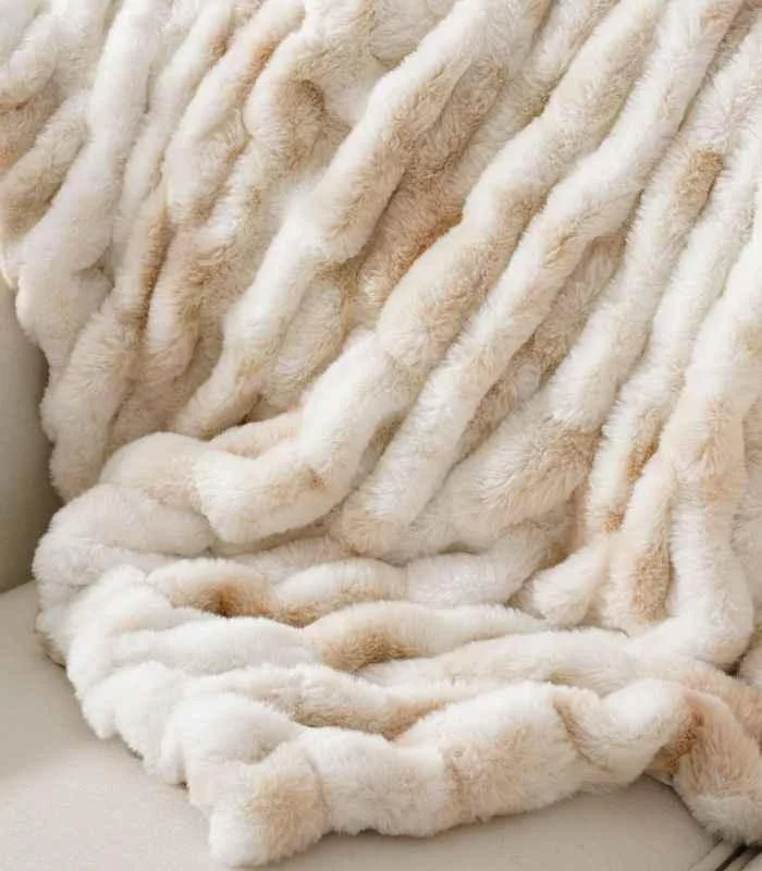 Faux Fur Throw Blanket Luxe Beige Plush and Thick (2 kg) -  - #tag1#