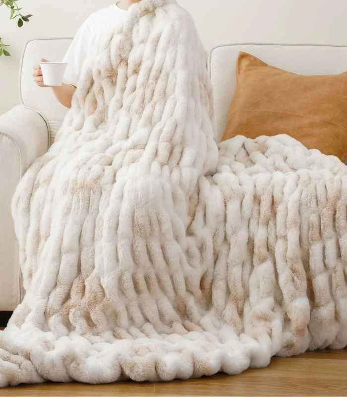 Faux Fur Throw Blanket Luxe Beige Plush and Thick (2 kg) -  - #tag1#