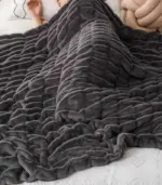 Faux Fur Throw Blanket Luxe Grey Plush and Thick 2 kg tag1