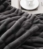 Faux Fur Throw Blanket Luxe Grey Plush and Thick 2 kg tag1